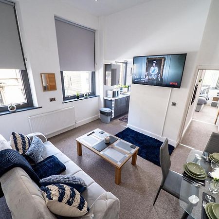 Cozy 1-Bedroom Apartment In The Heart Of Barnsley Town Centre Exterior foto