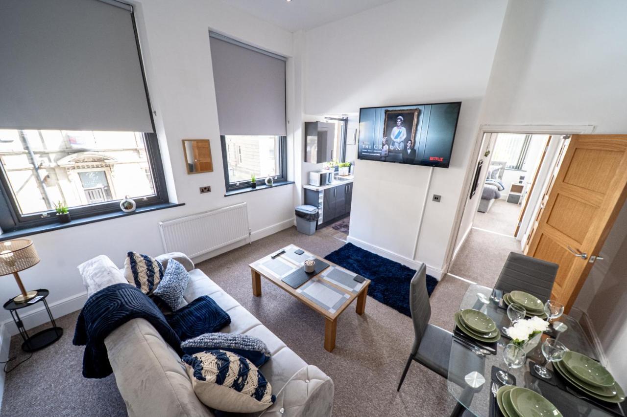 Cozy 1-Bedroom Apartment In The Heart Of Barnsley Town Centre Exterior foto